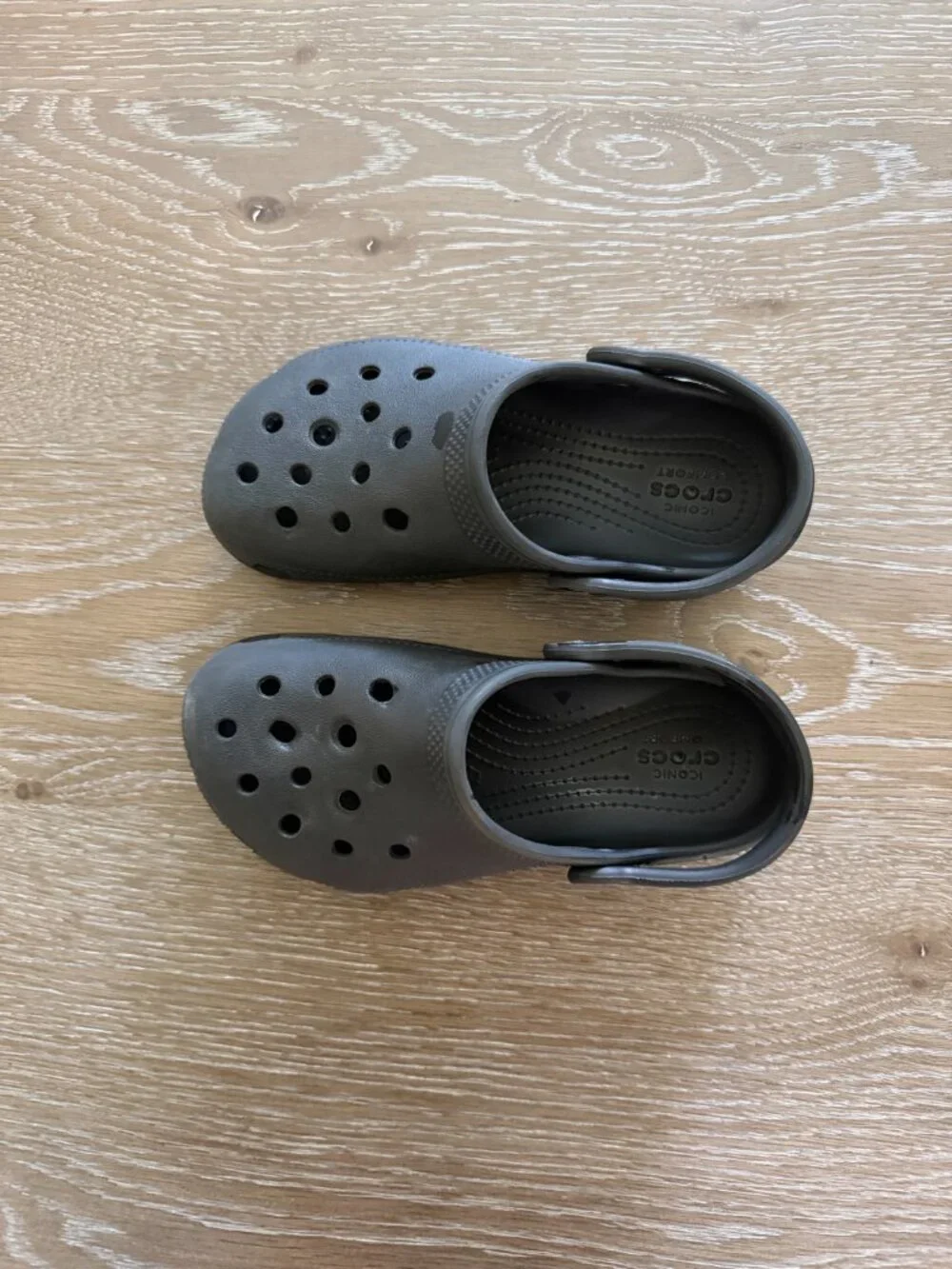 Boys Crocs Kids classic clogs black shoes sandals size C 13